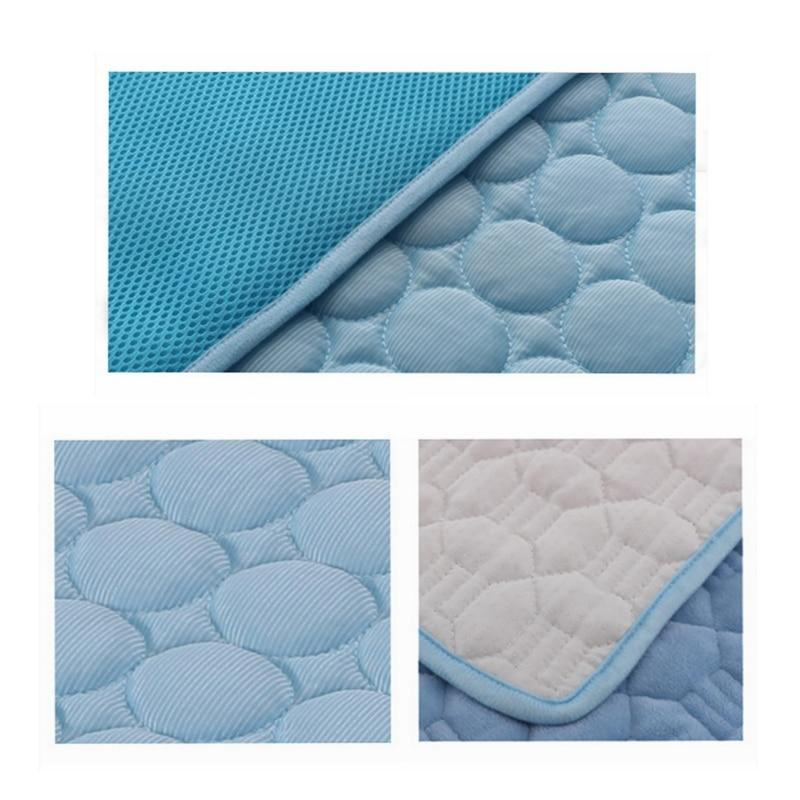 Pawdrift Self-Cooling Ice-Silk Pet Mat