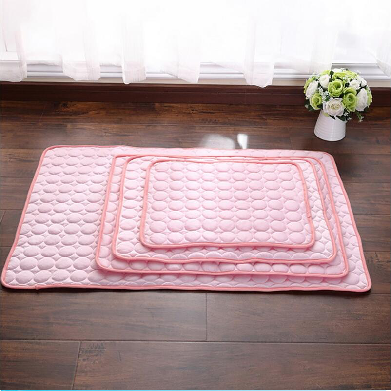 Pawdrift Self-Cooling Ice-Silk Pet Mat